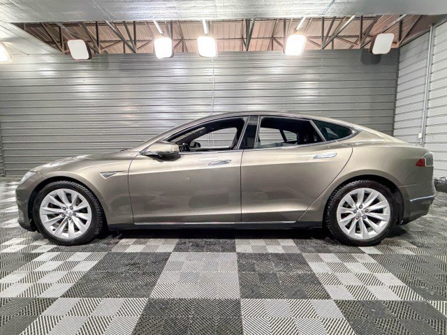 Used 2015 Tesla Model S 85 image 8