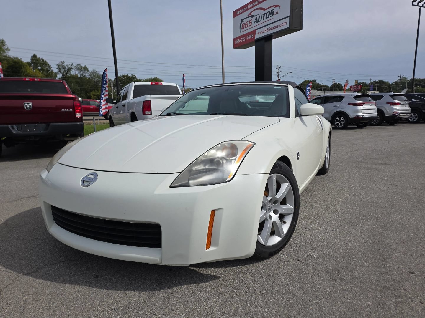 Used 2005 Nissan 350Z Touring RWD image 8