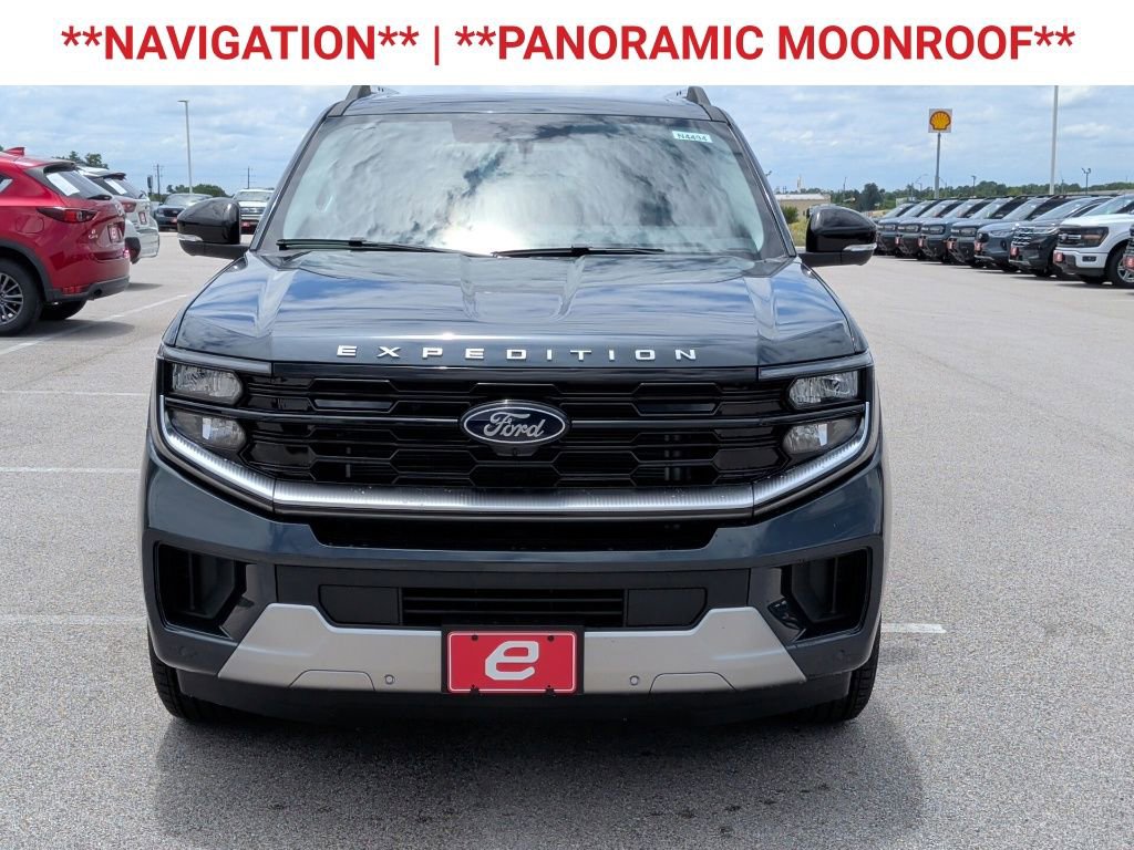 New 2026 Ford Expedition Max Platinum AWD/4WD image 2