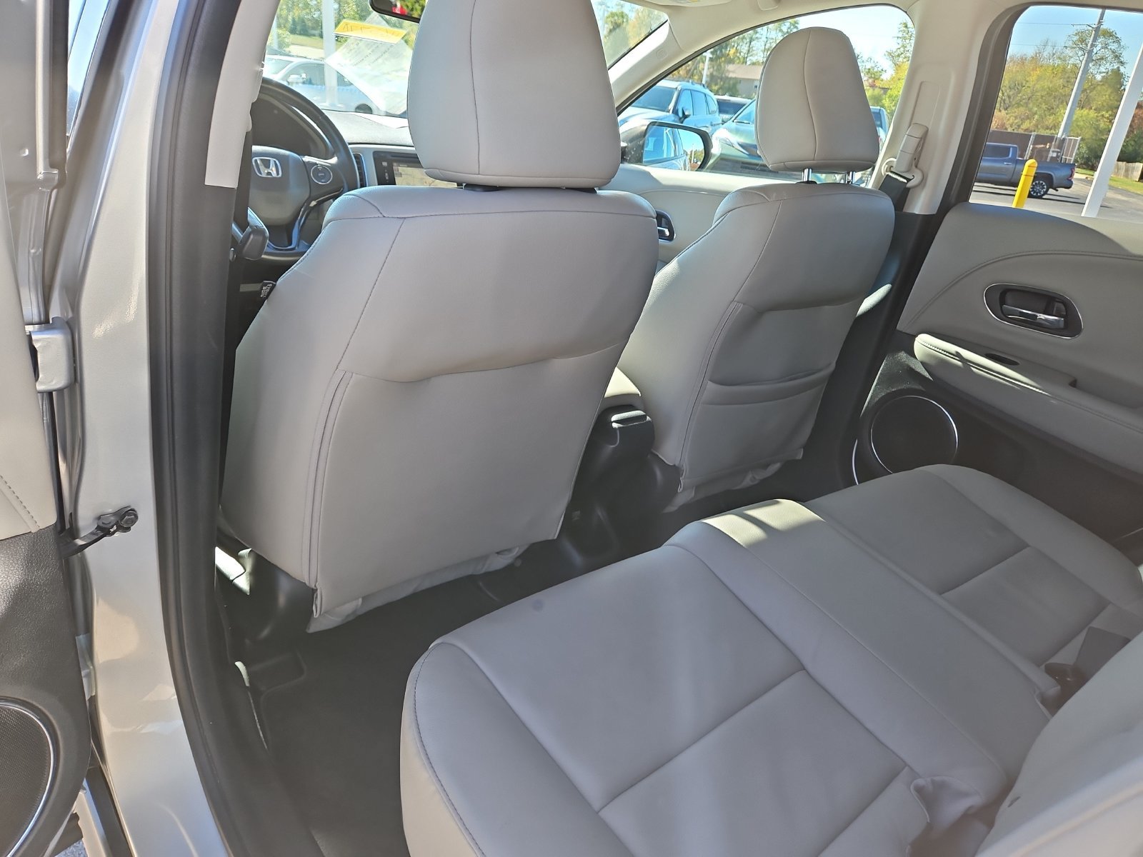 Used 2016 Honda HR-V EX-L image 14