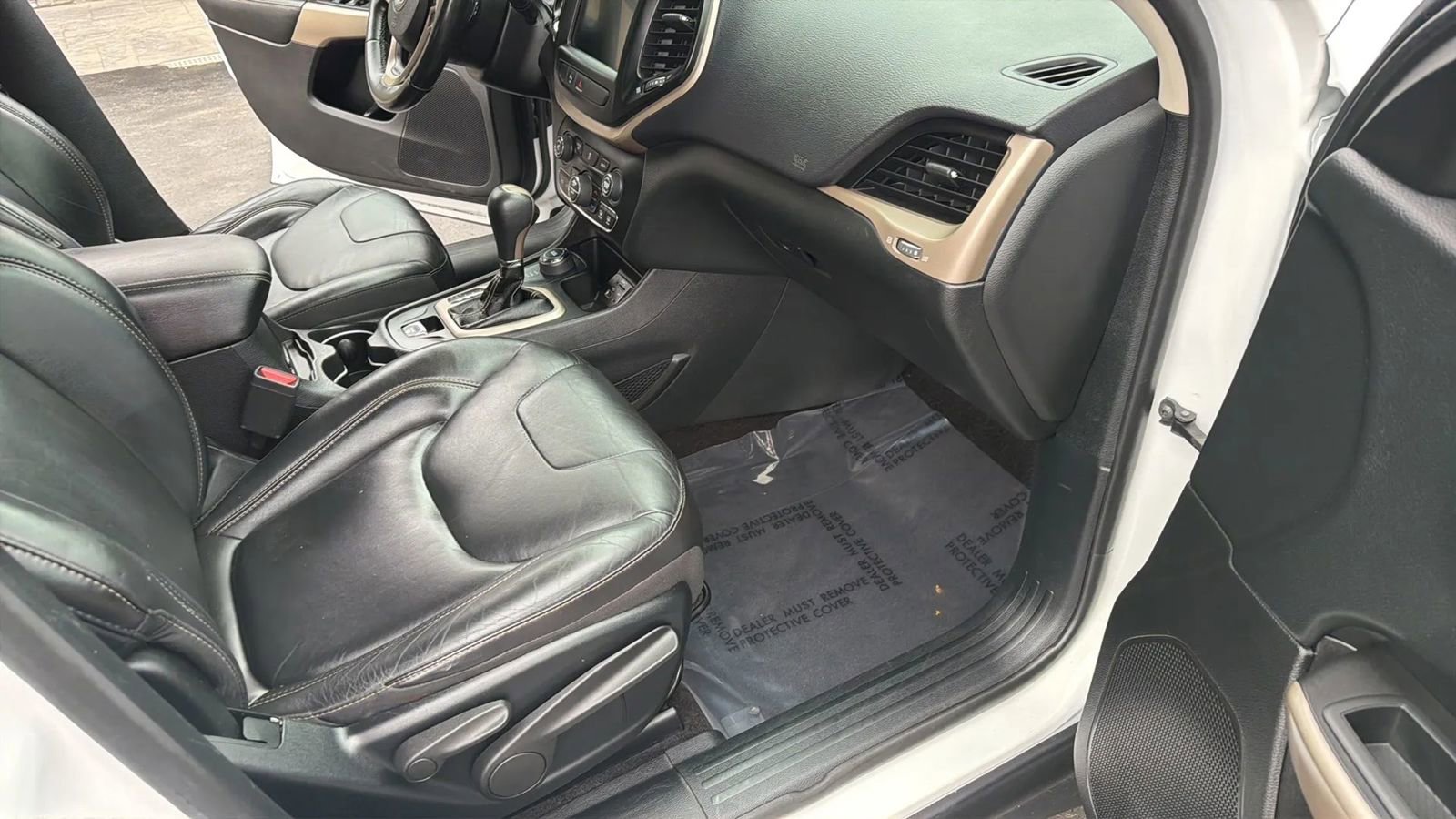 Used 2018 Jeep Cherokee Limited w/ High Altitude Package image 17