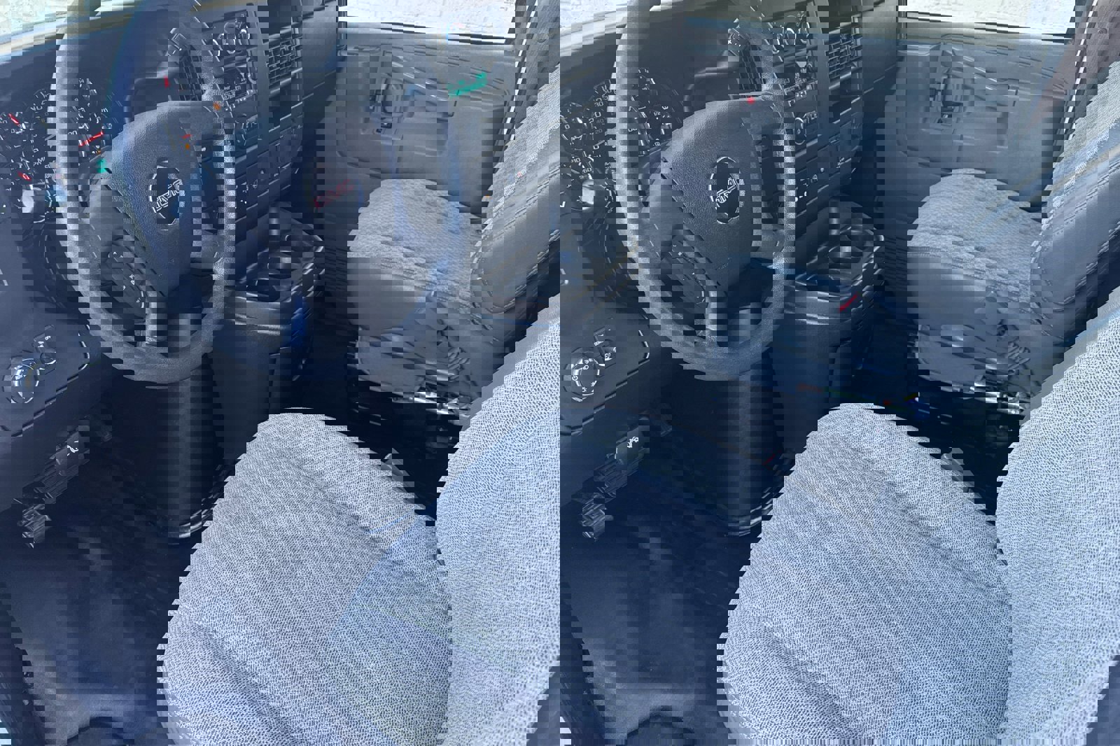 Used 2018 GMC Savana 3500 LT w/ LT Preferred Equipment Group image 11