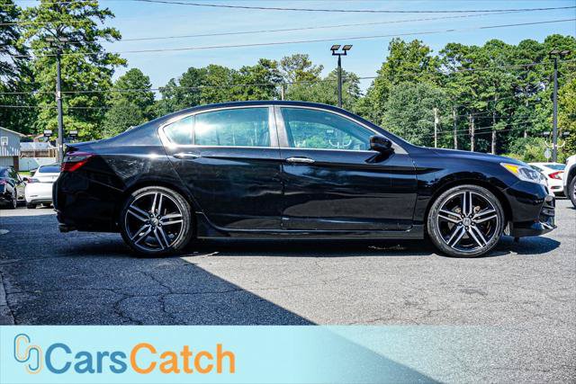 Used 2017 Honda Accord Sport image 11