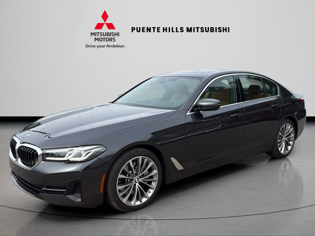 Used 2022 BMW 530i w/ Premium Package RWD image 1
