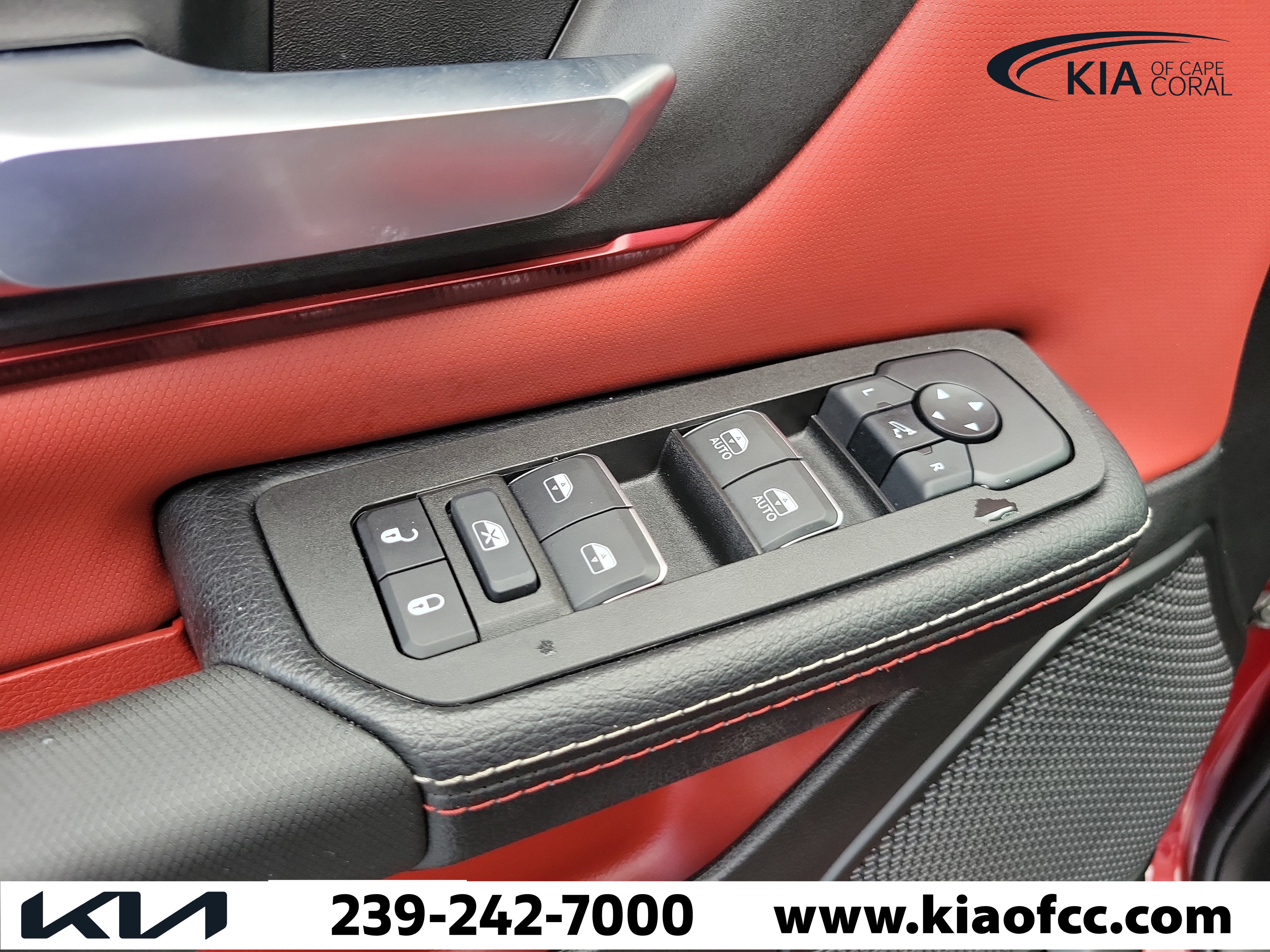 Used 2025 RAM 1500 Rebel w/ Rebel Level 1 Equipment Group AWD/4WD image 23
