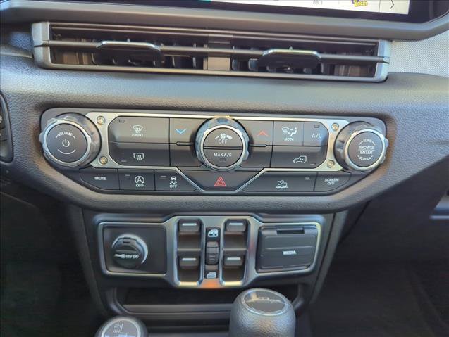 New 2026 Jeep Gladiator Sport AWD/4WD image 19