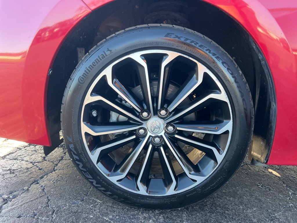 Used 2016 Toyota Corolla S image 36