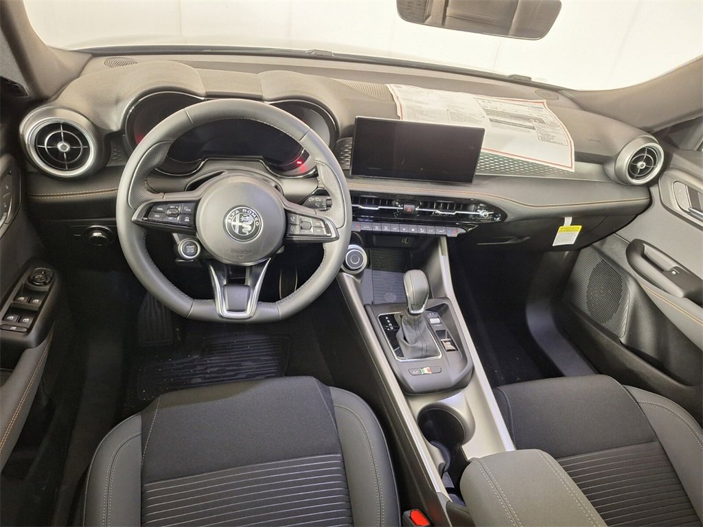 New 2025 Alfa Romeo Tonale image 18