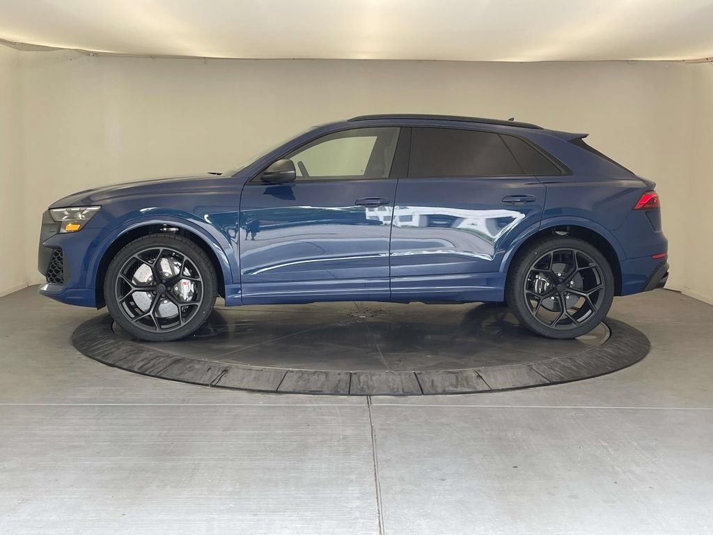 New 2027 Audi RS Q8 performance AWD/4WD image 2