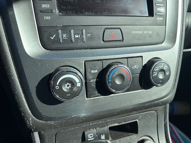 Used 2014 GMC Acadia SLE image 23