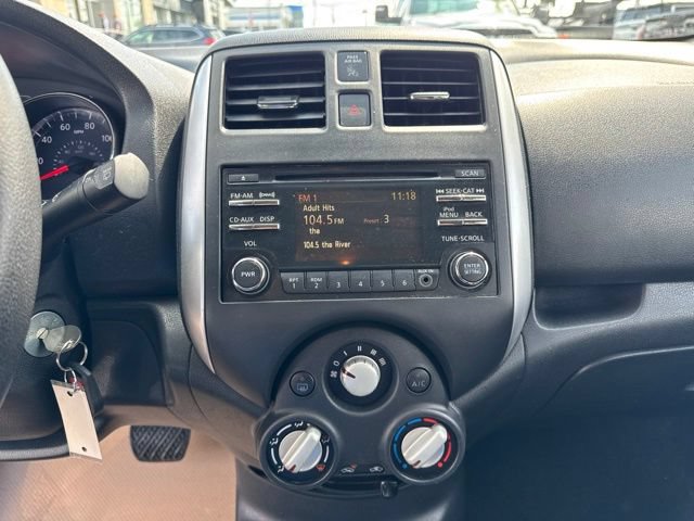 Used 2014 Nissan Versa Note SV w/ Sport Value Package FWD image 14