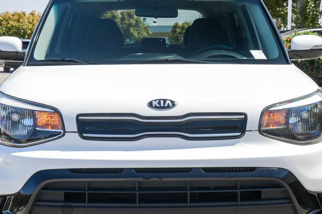 Used 2018 Kia Soul ! FWD image 5