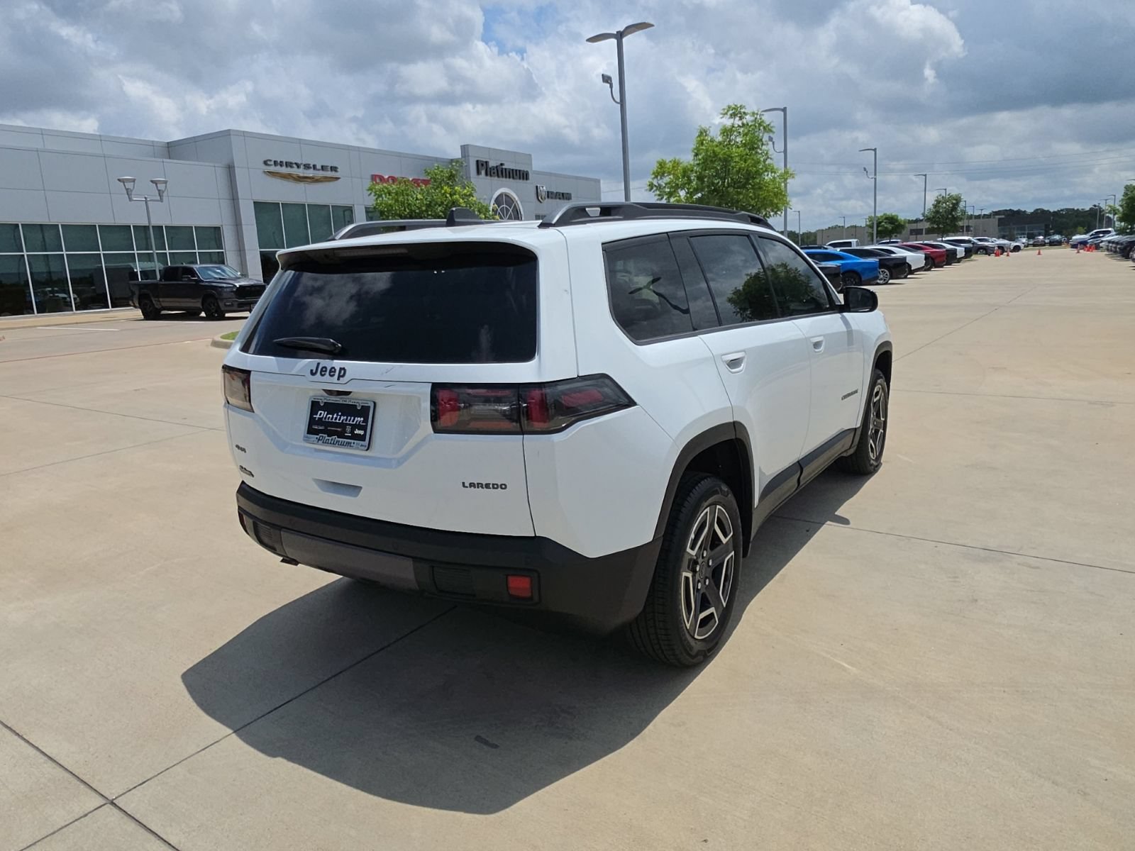 New 2026 Jeep Cherokee Laredo AWD/4WD image 5