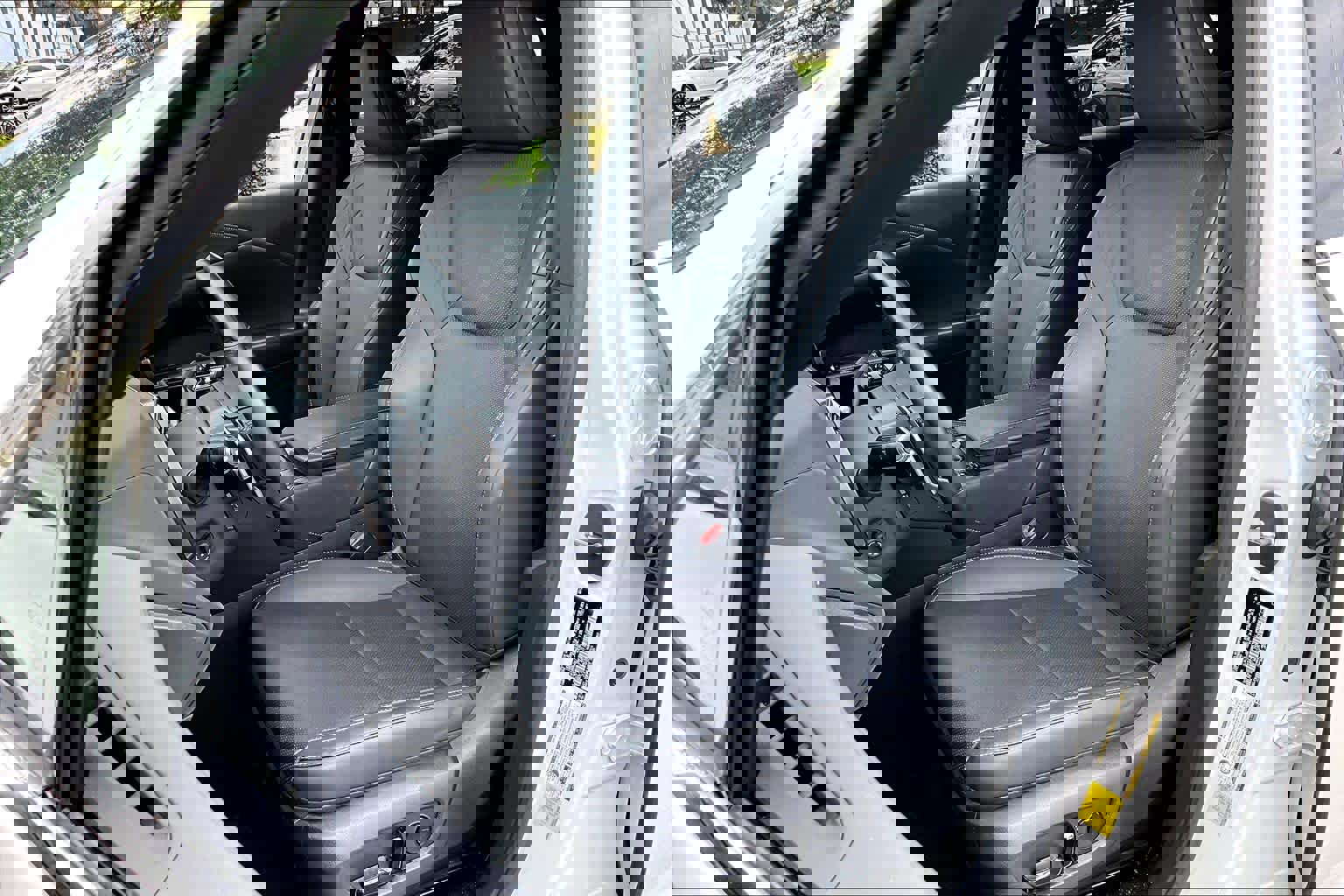 Used 2023 Lexus RX 350 Premium w/ Cold Area Package image 8