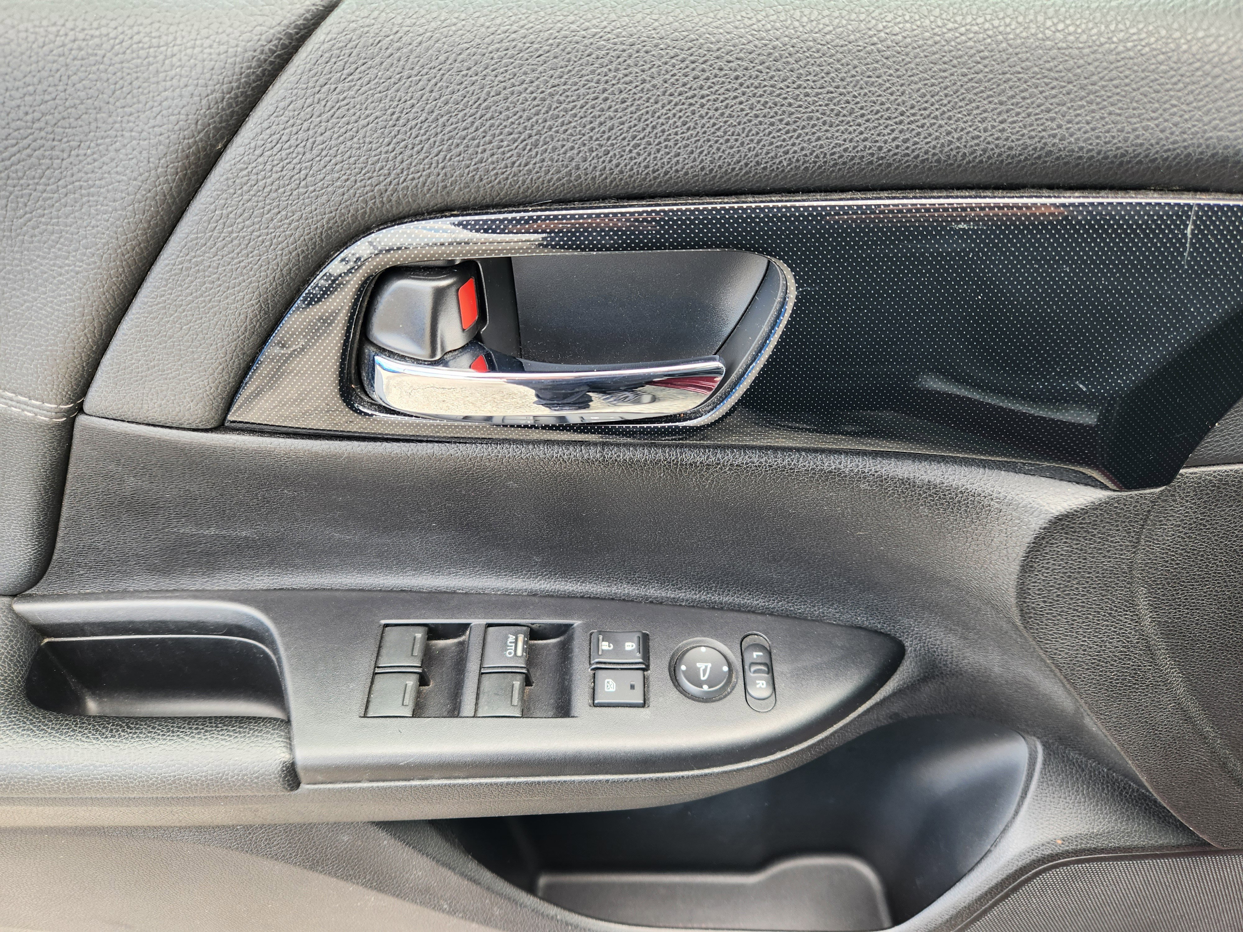 Used 2013 Honda Accord Sport image 16