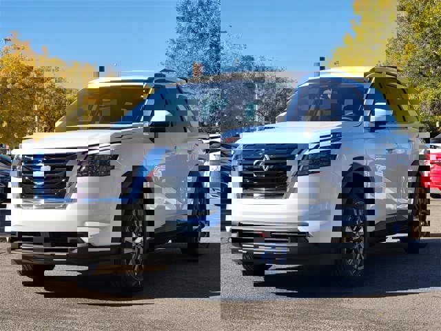 New 2025 Nissan Pathfinder SV w/ Cargo Package image 4