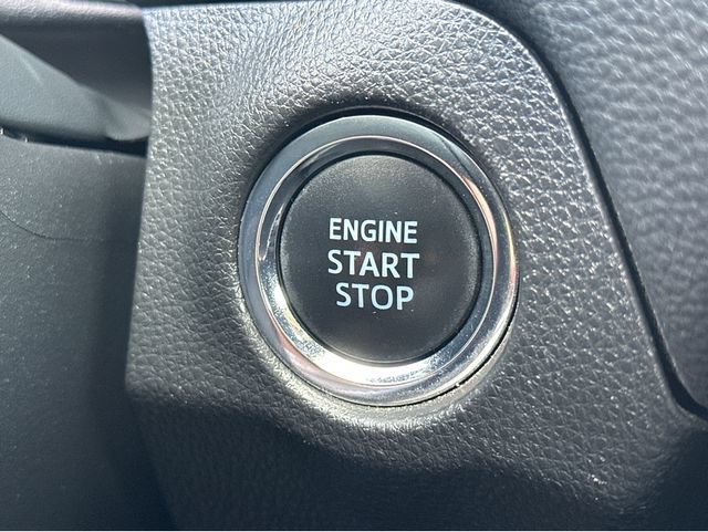 Used 2021 Toyota RAV4 Limited FWD image 26