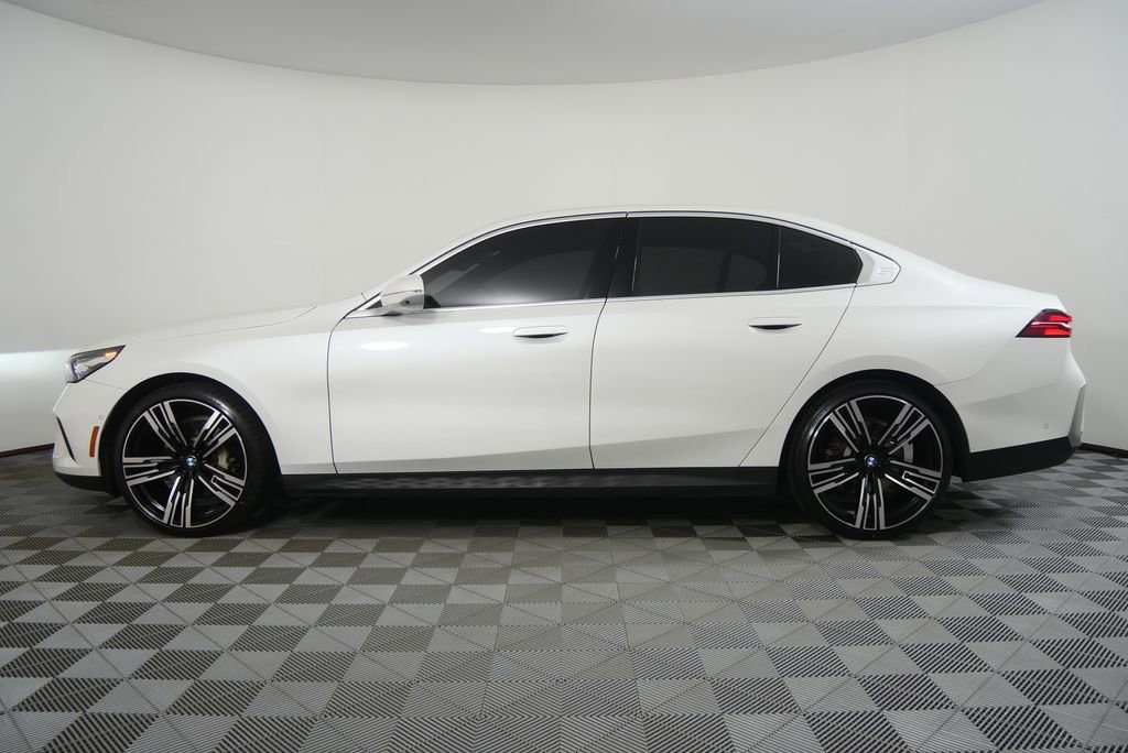 Used 2025 BMW 530i RWD image 6