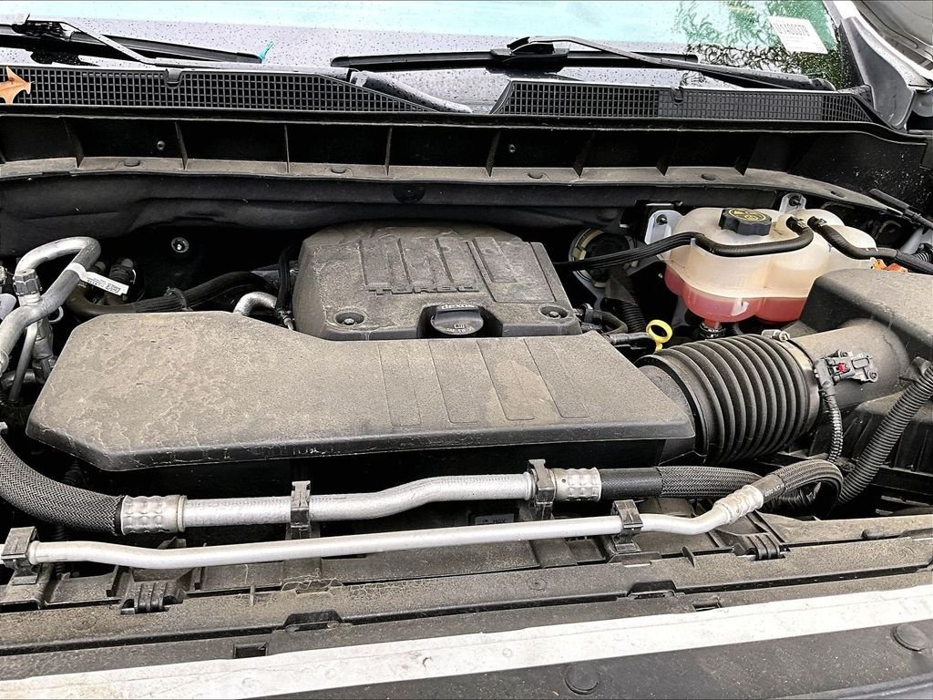Used 2023 Chevrolet Silverado 1500 LT AWD/4WD image 28