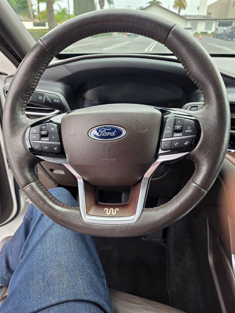 Used 2023 Ford Explorer King Ranch w/ Technology Package AWD/4WD image 30