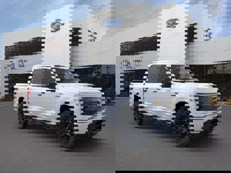 New 2025 Ford F150 Lightning XLT image 21