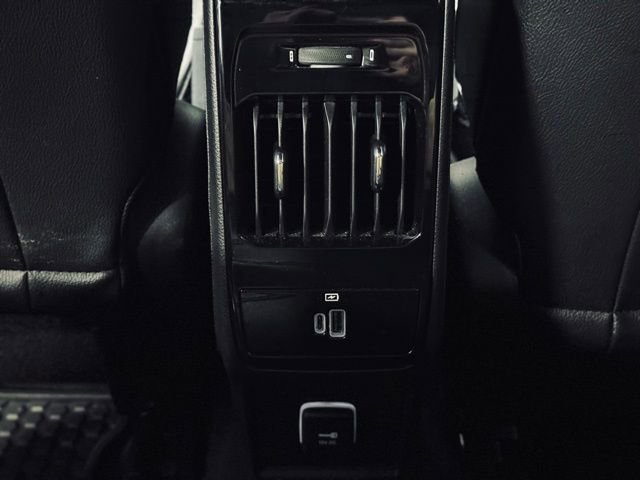 Used 2025 Jeep Compass Trailhawk w/ Trailhawk Elite Group image 22