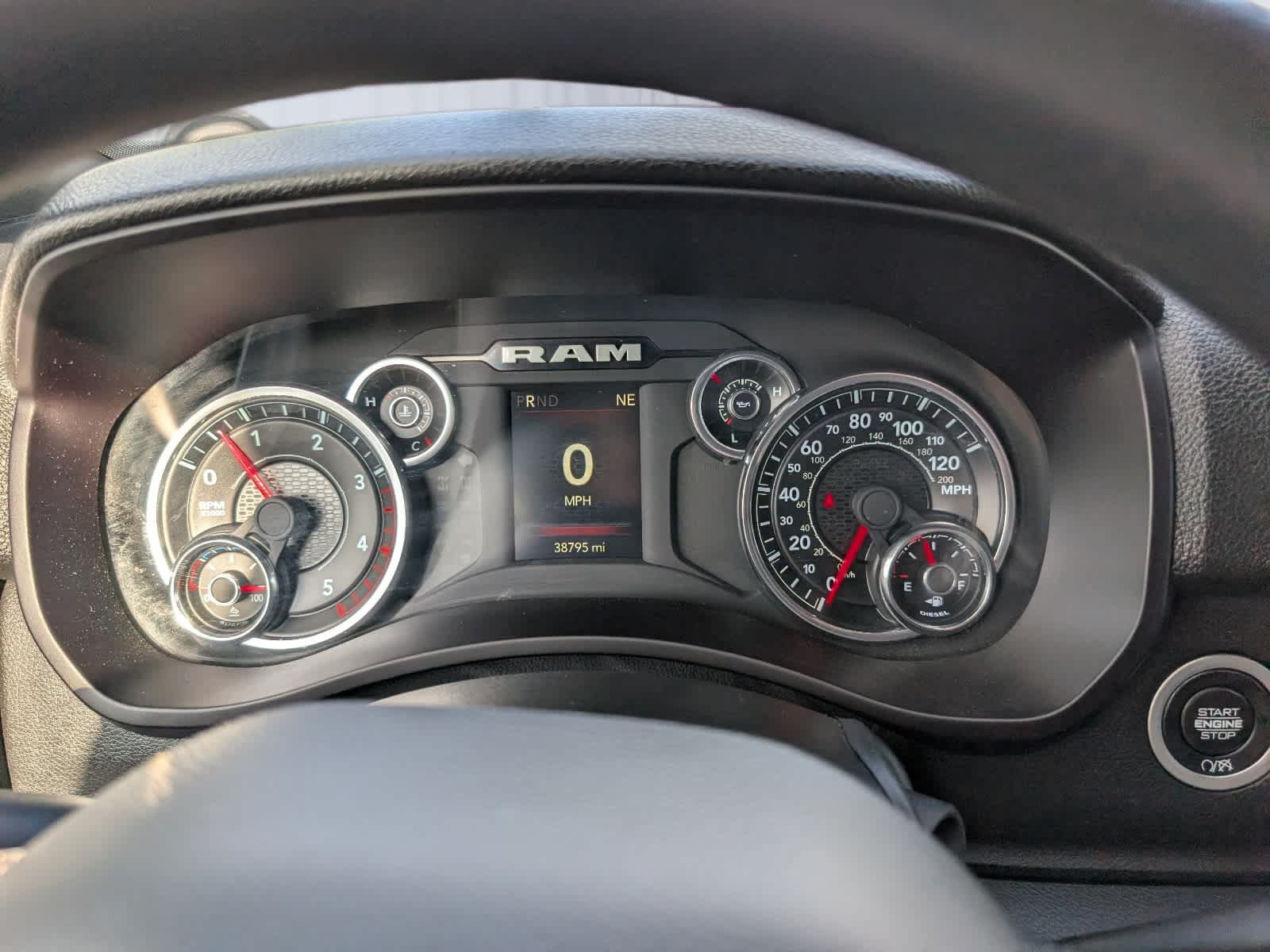 Used 2024 RAM 2500 Big Horn AWD/4WD image 29