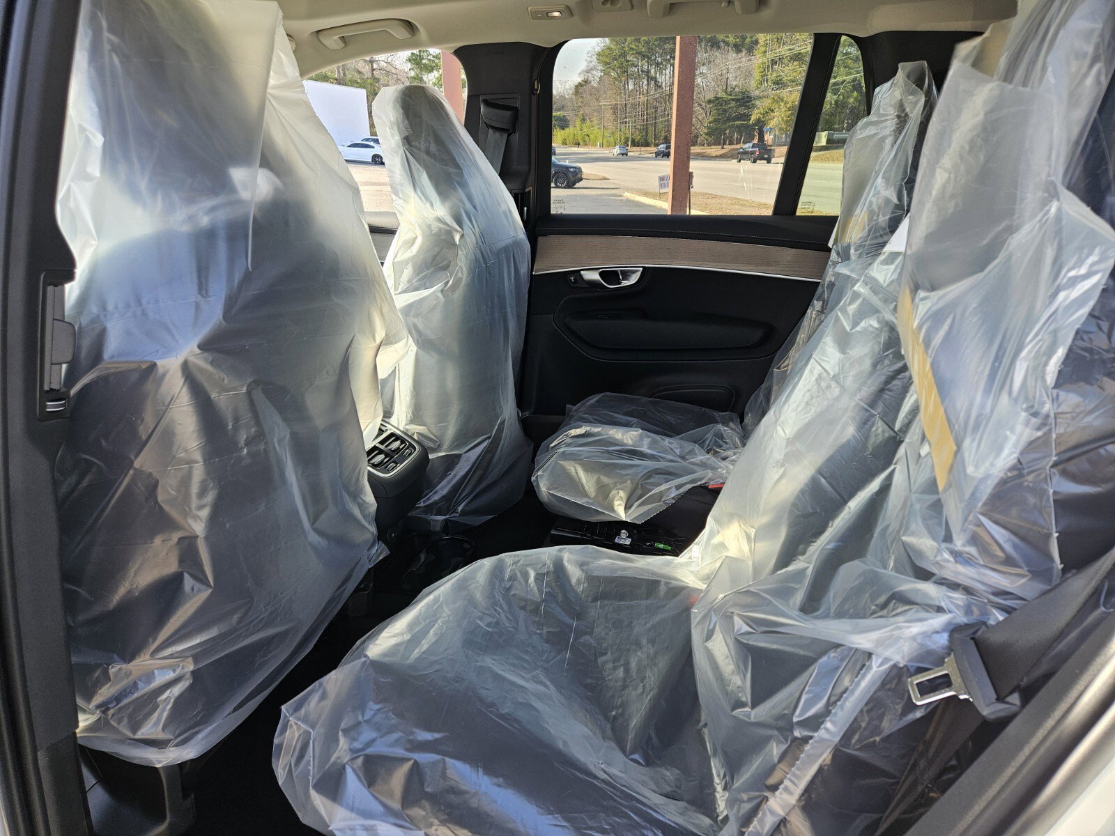 New 2026 Volvo XC90 B6 Plus w/ Protection Package Premier AWD/4WD image 10