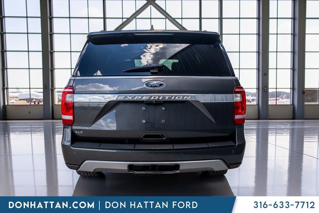 Used 2020 Ford Expedition XLT w/ Equipment Group 202A AWD/4WD image 40