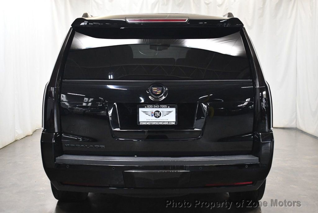 Used 2015 Cadillac Escalade Premium image 11