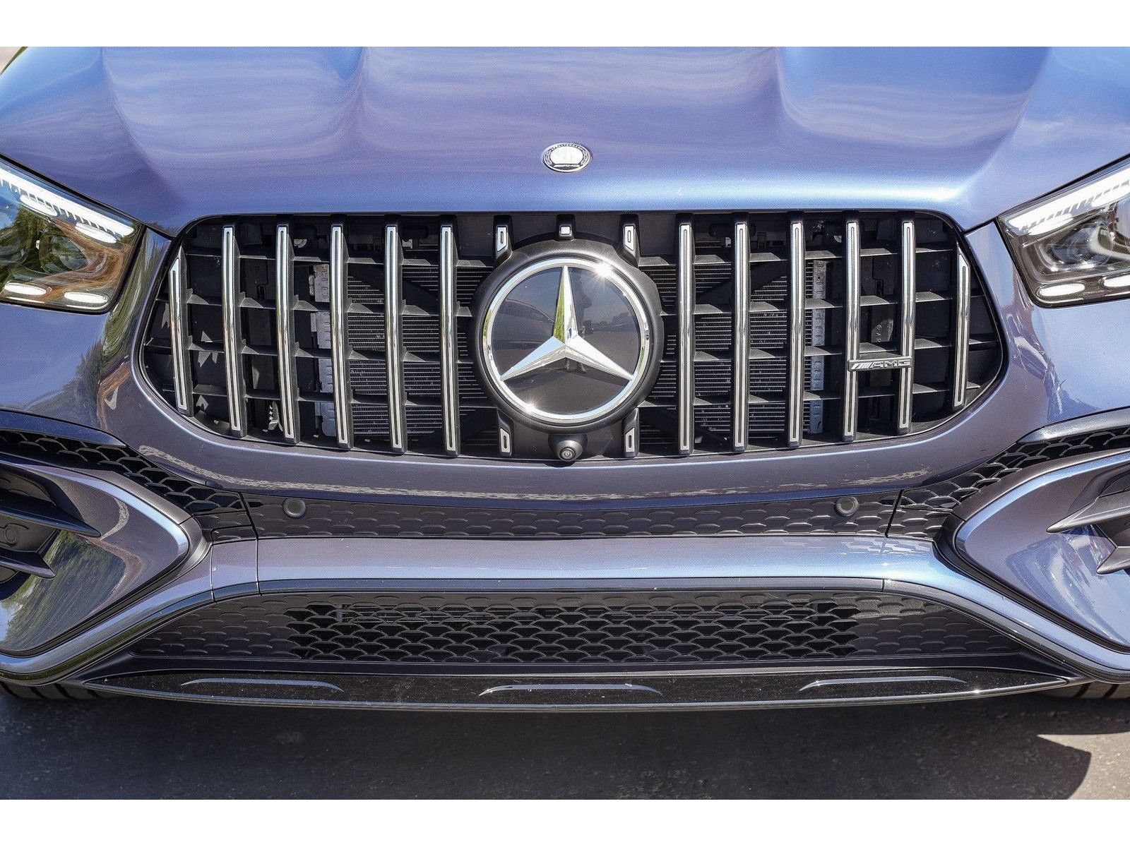 Certified 2025 Mercedes-Benz GLE 53 AMG 4MATIC image 7