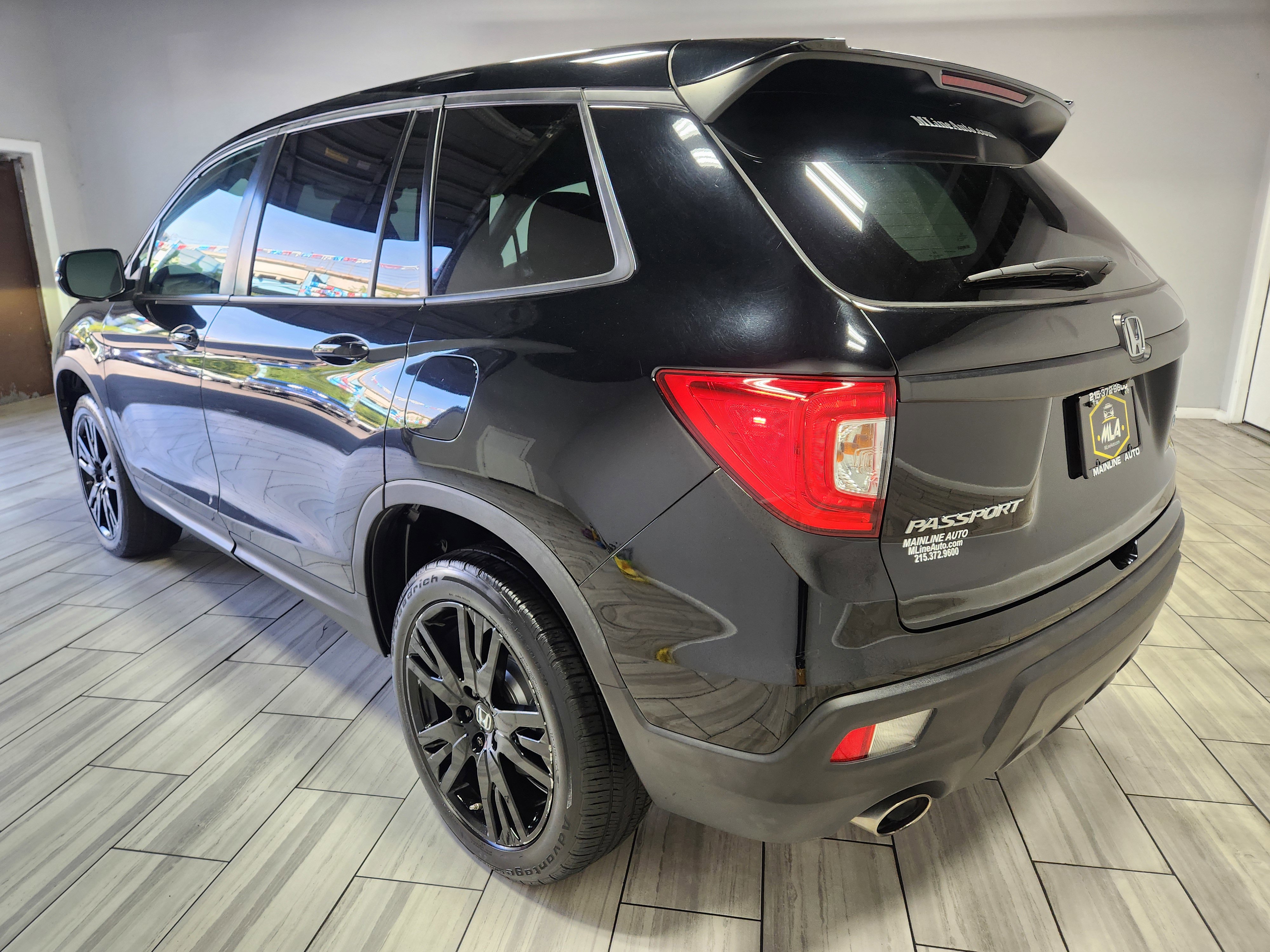 Used 2021 Honda Passport Sport image 3