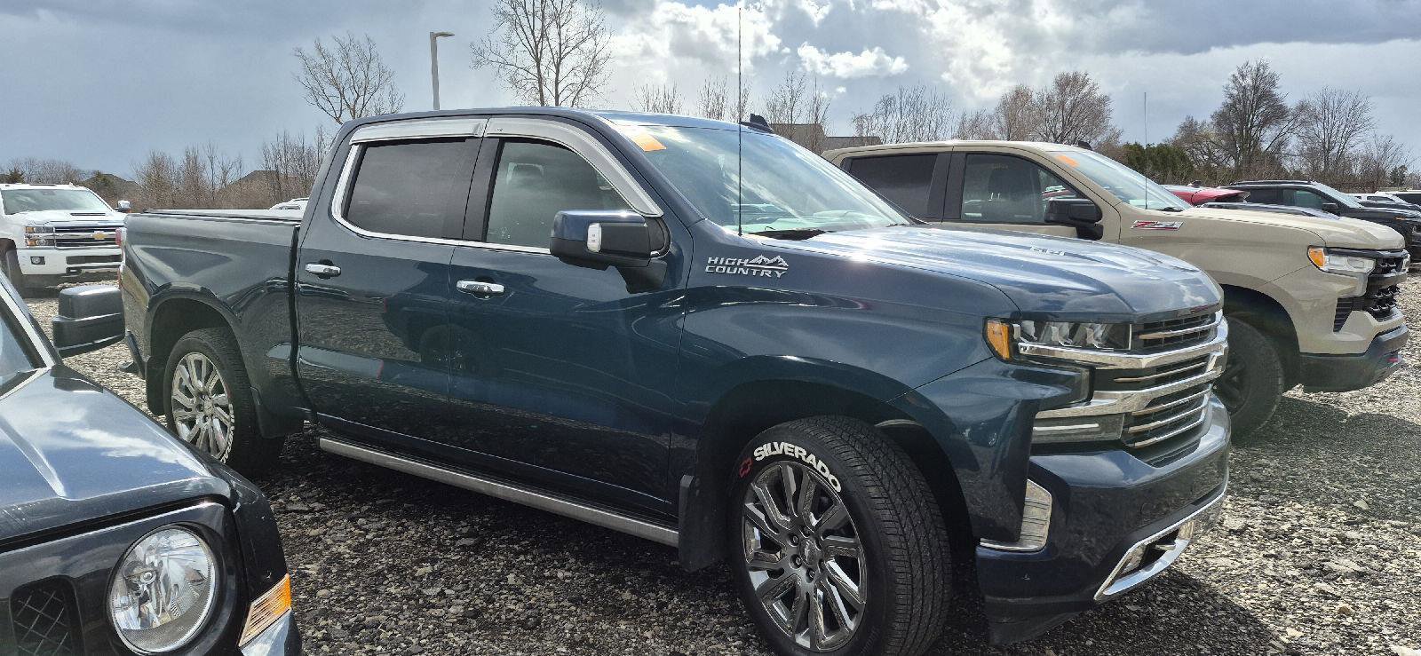 Used 2019 Chevrolet Silverado 1500 High Country image 2