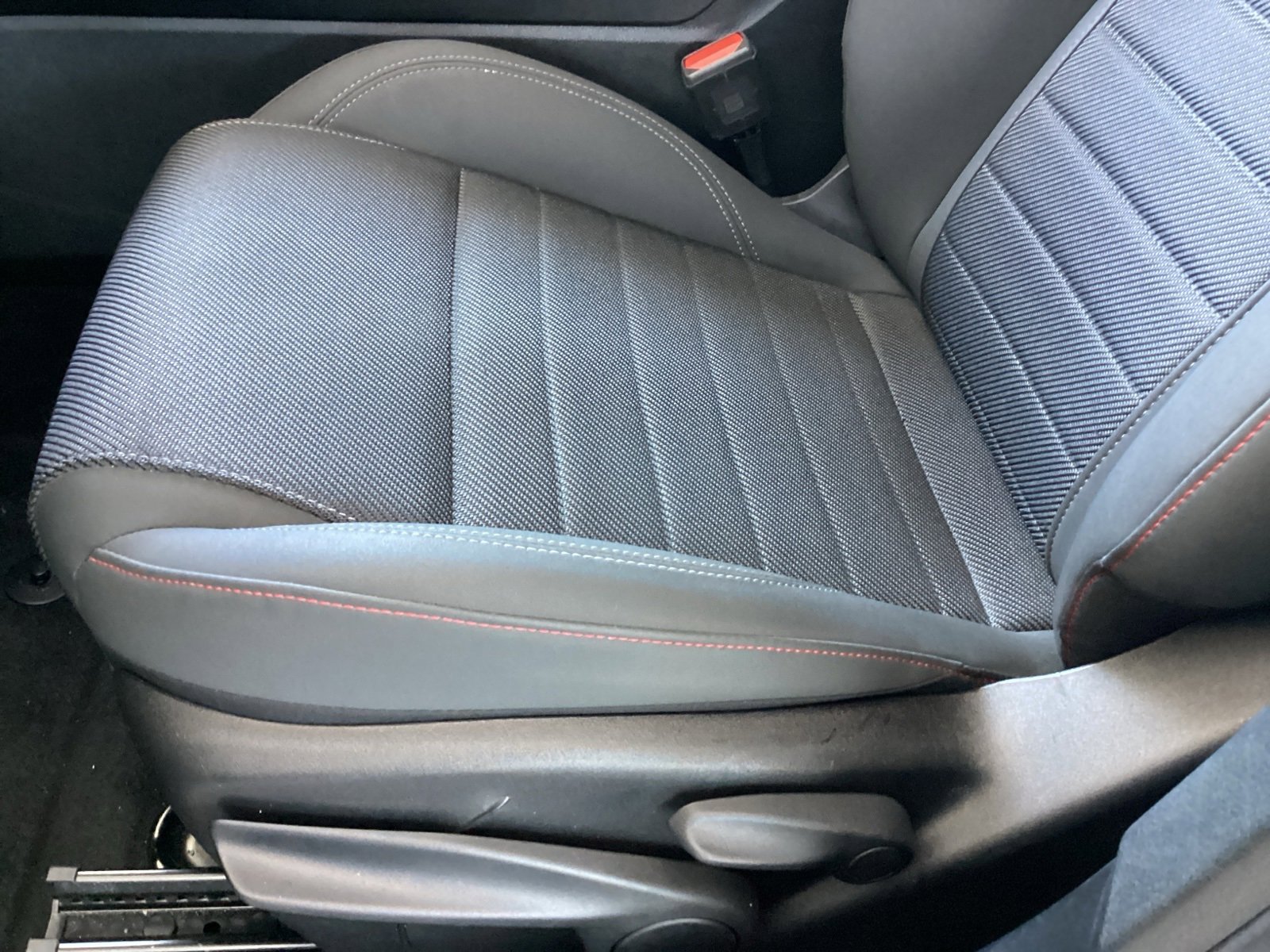 Used 2024 Dodge Hornet GT image 12