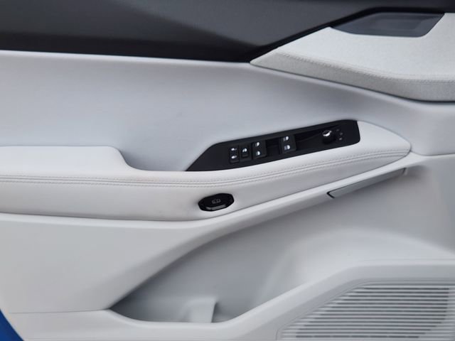 New 2026 Jeep Cherokee Laredo image 18