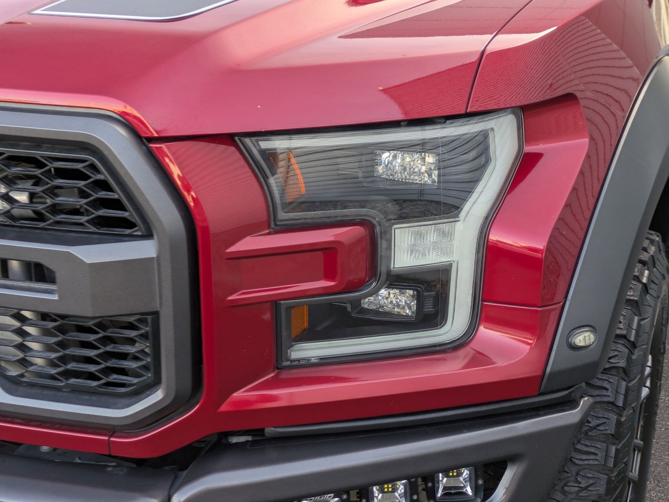 Used 2019 Ford F150 Raptor w/ Equipment Group 802A Luxury image 10