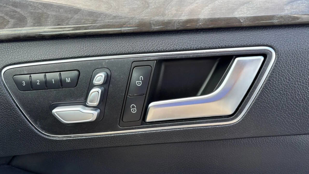 Used 2014 Mercedes-Benz E 350 Sedan image 19