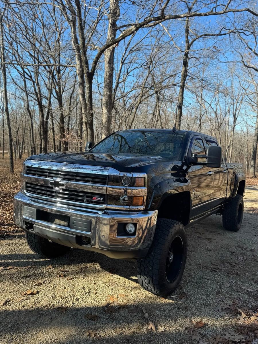 Used 2015 Chevrolet Silverado 2500 LTZ w/ Duramax Plus Package image 3