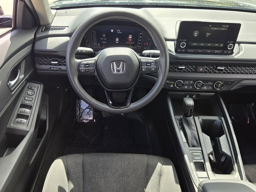 Certified 2025 Honda Accord SE image 12