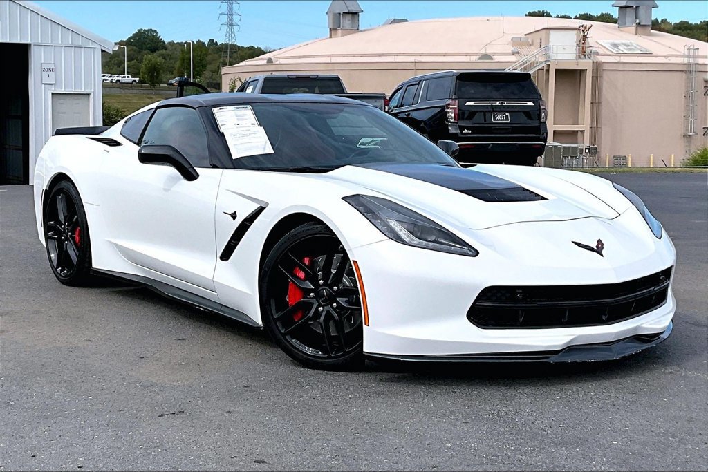 Used 2016 Chevrolet Corvette Stingray Coupe w/ 2LT Preferred Equipment Group RWD image 34