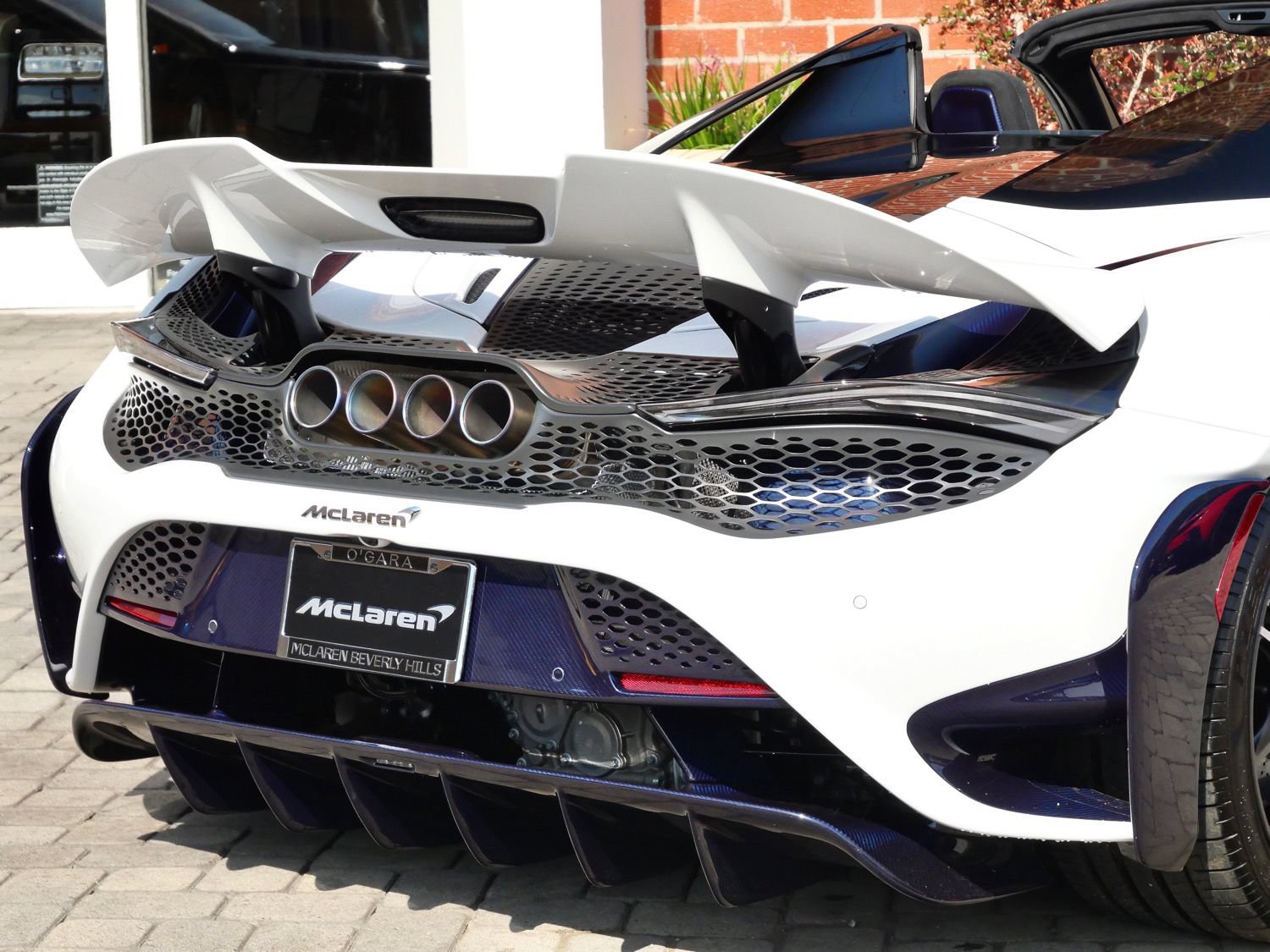 Used 2022 McLaren 765LT RWD image 34