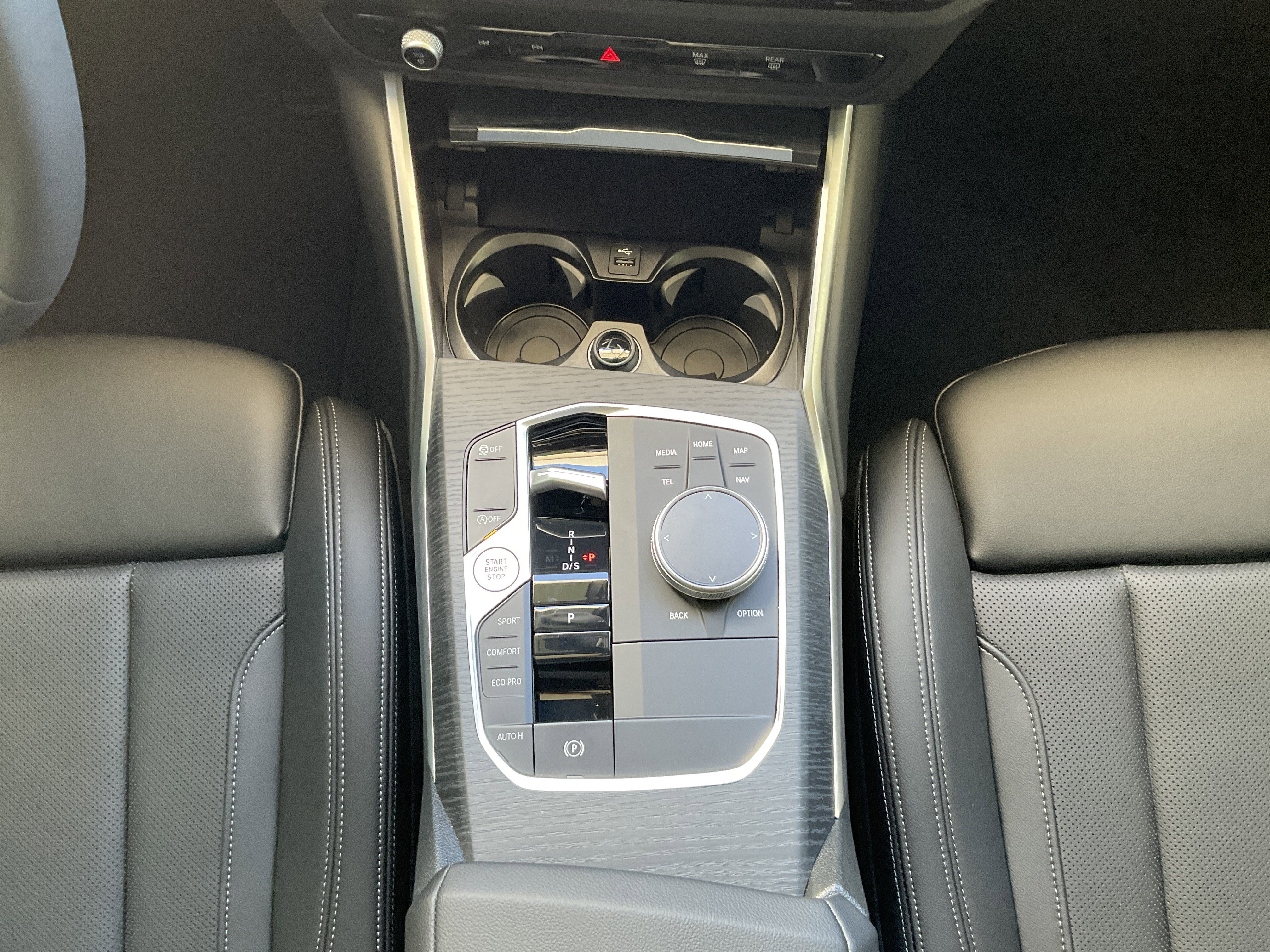 Certified 2025 BMW 330i Sedan image 13