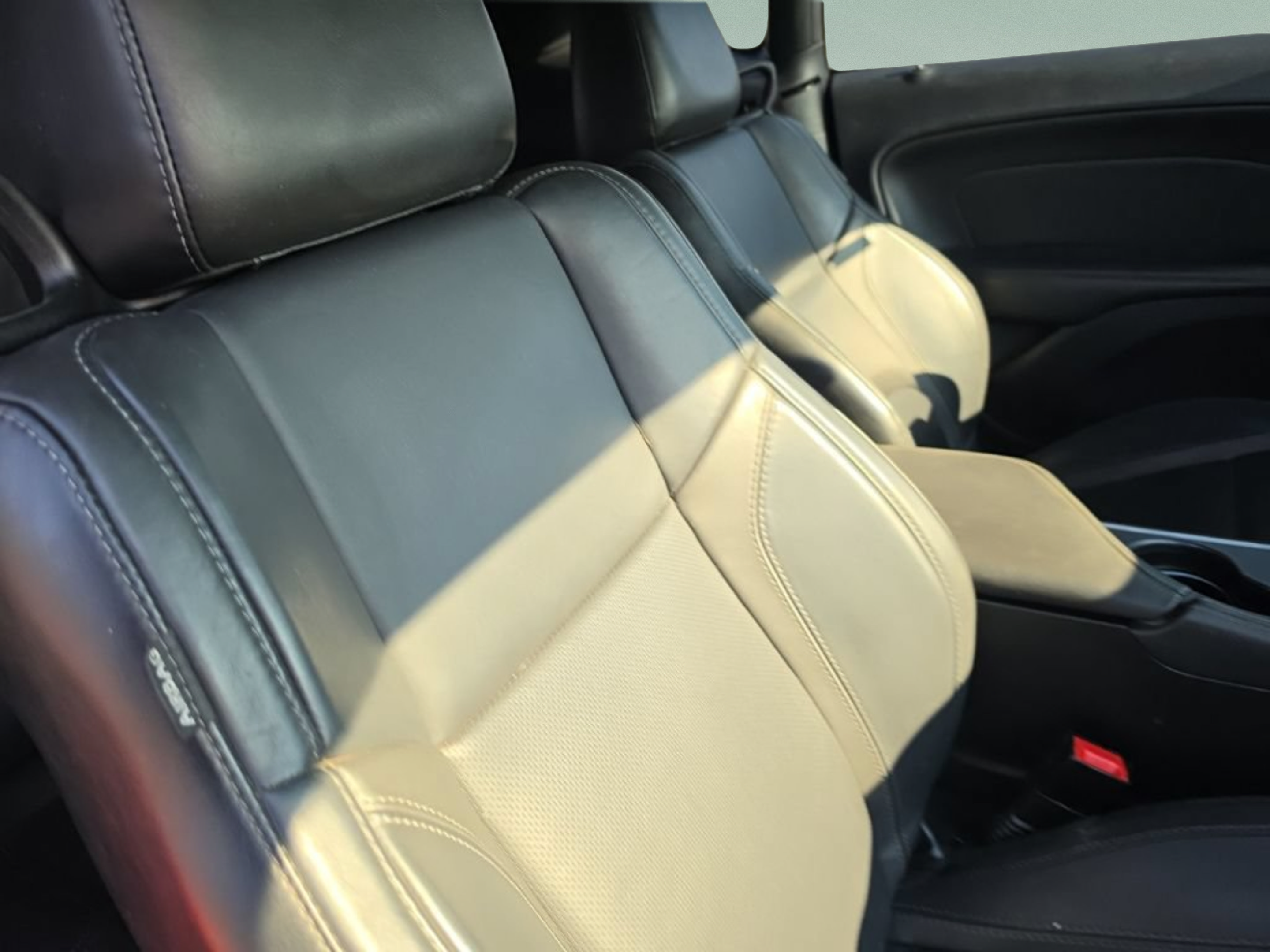 Used 2017 Dodge Challenger SXT Plus RWD image 26