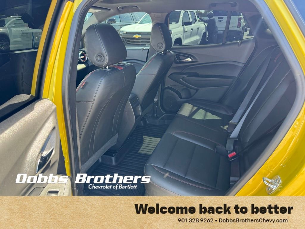 Used 2024 Chevrolet Trax RS w/ Sunroof Package image 33