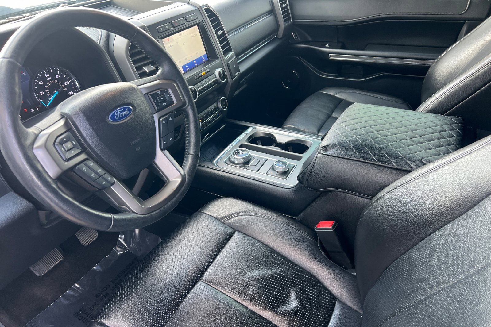 Used 2020 Ford Expedition XLT w/ Equipment Group 202A image 10