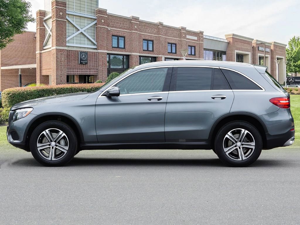 Used 2017 Mercedes-Benz GLC 300 4MATIC image 8