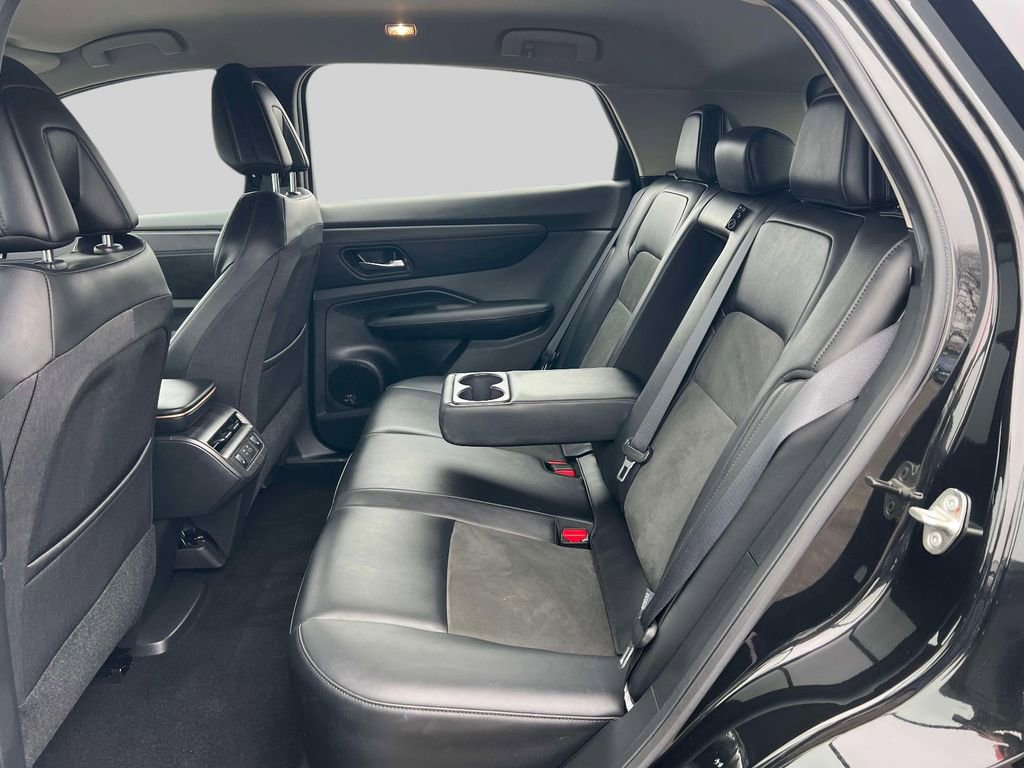 Used 2024 Nissan Ariya FWD image 16