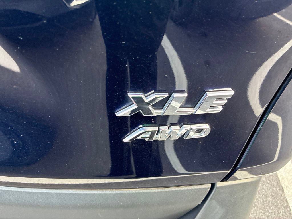Certified 2025 Toyota RAV4 XLE AWD/4WD image 10