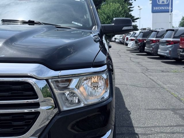 Used 2022 RAM 1500 Big Horn AWD/4WD image 3