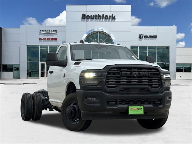 New 2025 RAM 3500 Tradesman